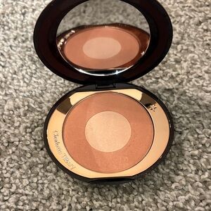 Charlotte Tilbury Peach & Cream Bronzer Highlighter Duo